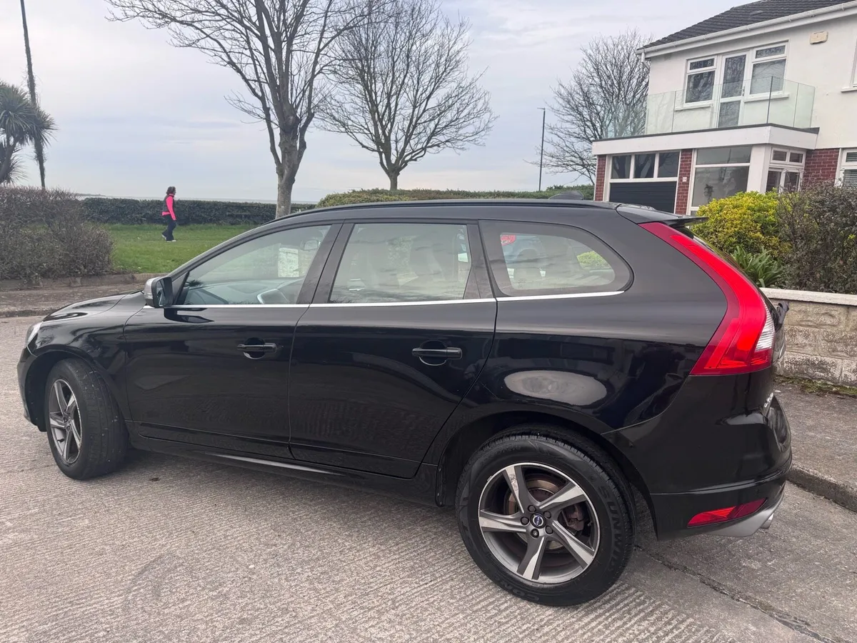 Volvo XC 60 R design - Image 2