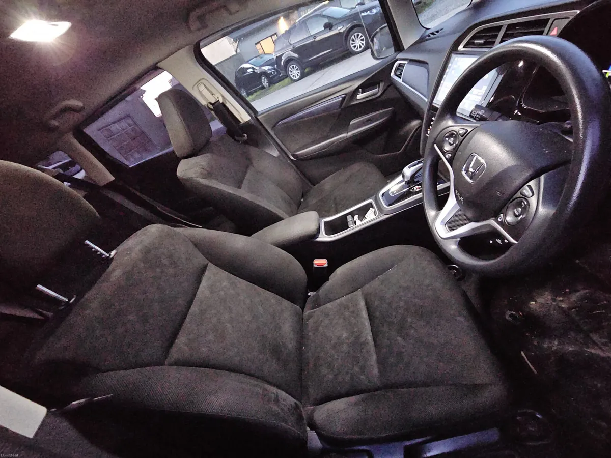 Honda Shuttle 2017 automatic hybrid €8990 - Image 3