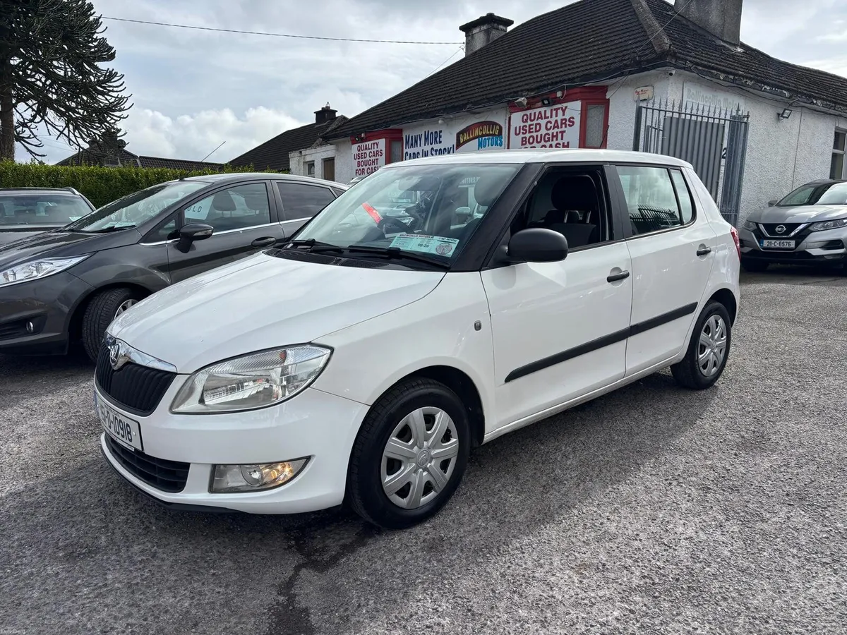 Skoda Fabia 2015  PETROL  1.2  GREAT  STARTER CAR - Image 4