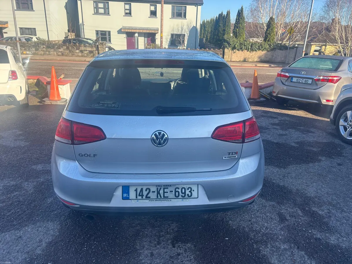 Volkswagen Golf   2014  DIESEL  LOW  MILEAGE - Image 3
