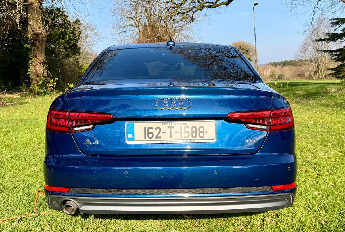 2016 Audi A4 2.0TDI S Line 6 Speed Manual - Image 4