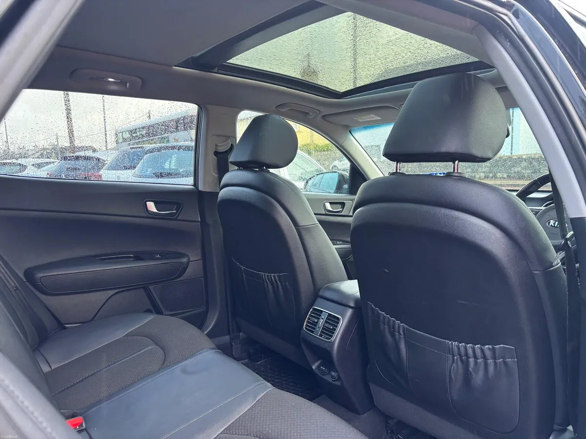 Kia Optima   ESTATE  1  OWNER,  FULL  KIA  HISTORY - Image 2