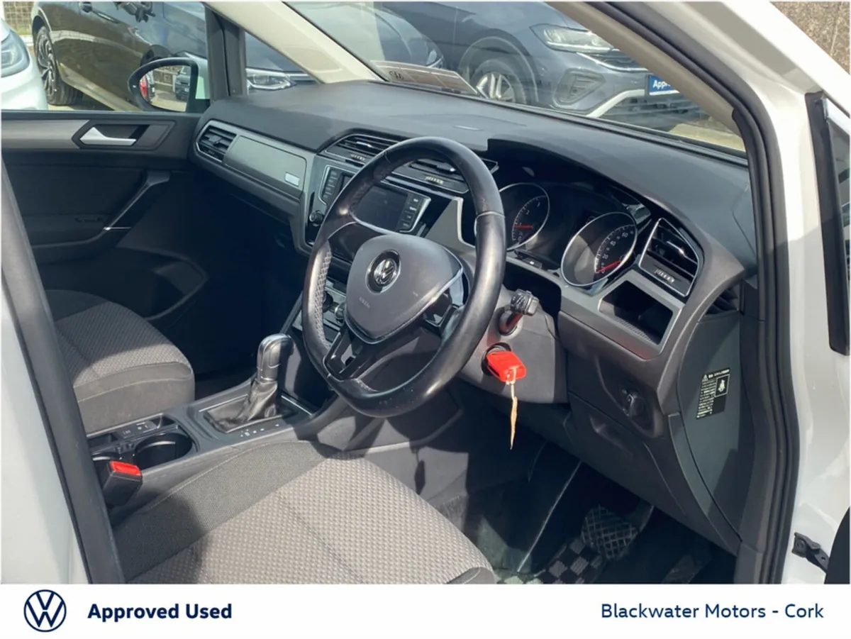 Volkswagen Touran 1.4TSI 150BHP 7 SEATER COMFORTLI - Image 4