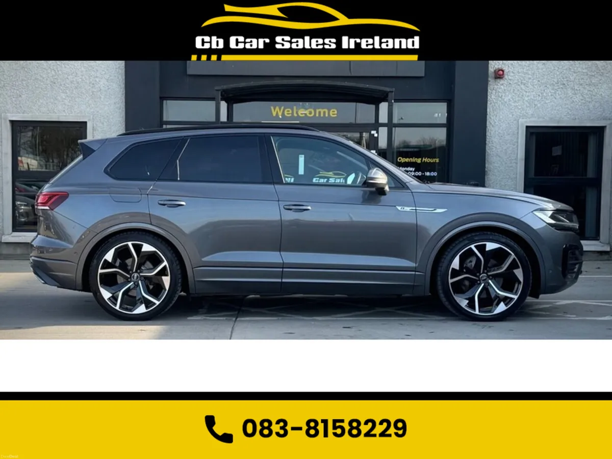 Volkswagen Touareg 3.0 TDI V6 R-Line SUV 5dr Diese - Image 3