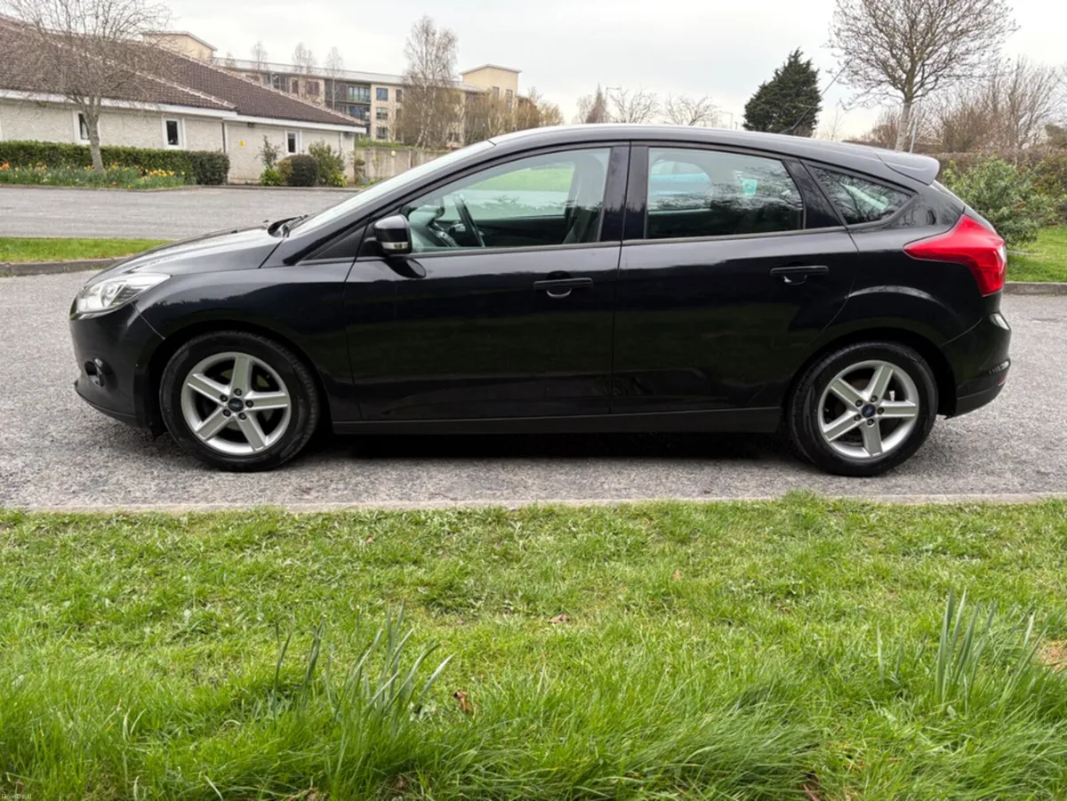 Ford Focus 1.6 TDCI EDGE ECONETIC 1 105PS 5DR - Image 4