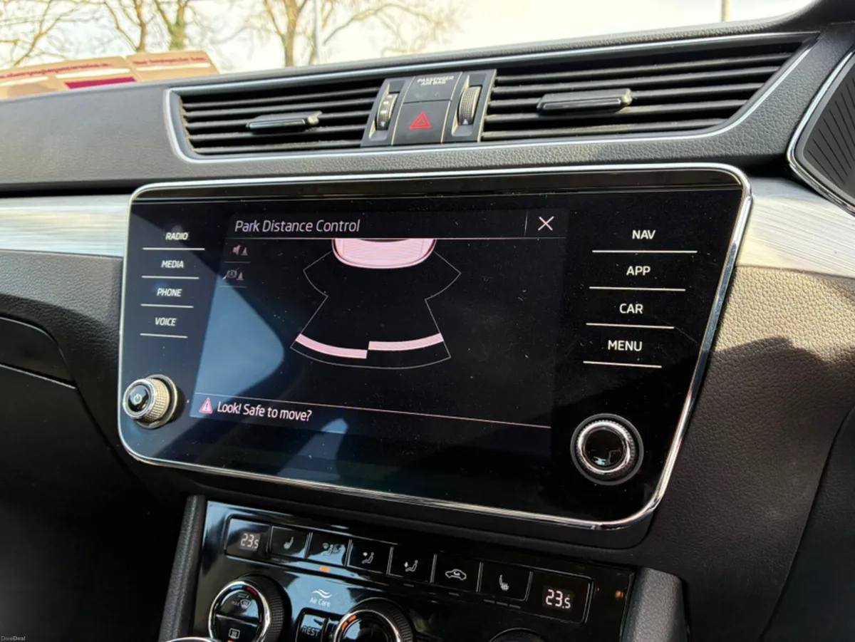 Skoda Superb AMBITION 2.0 TDI 150HP 5DR - Image 2