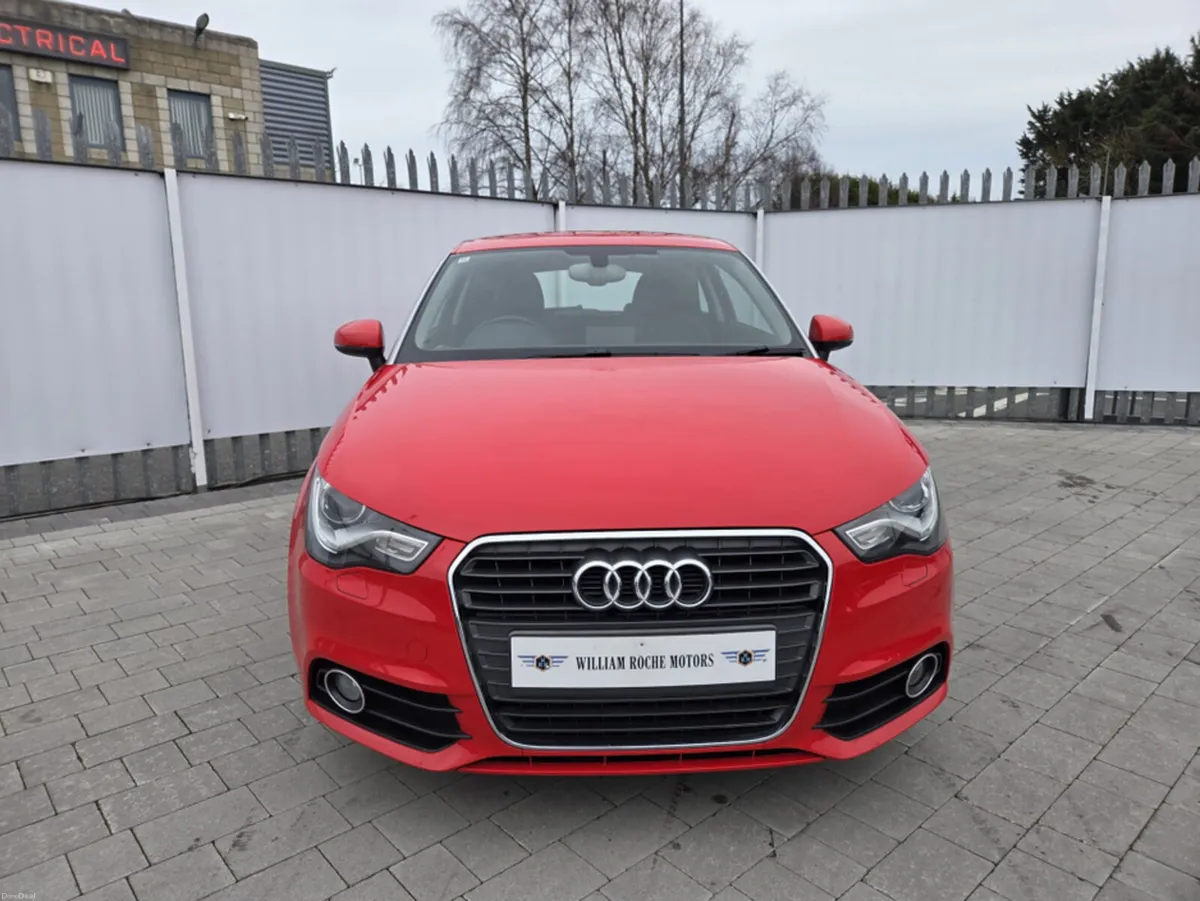 Audi A1 1.4 PETROL AUTO - Image 3