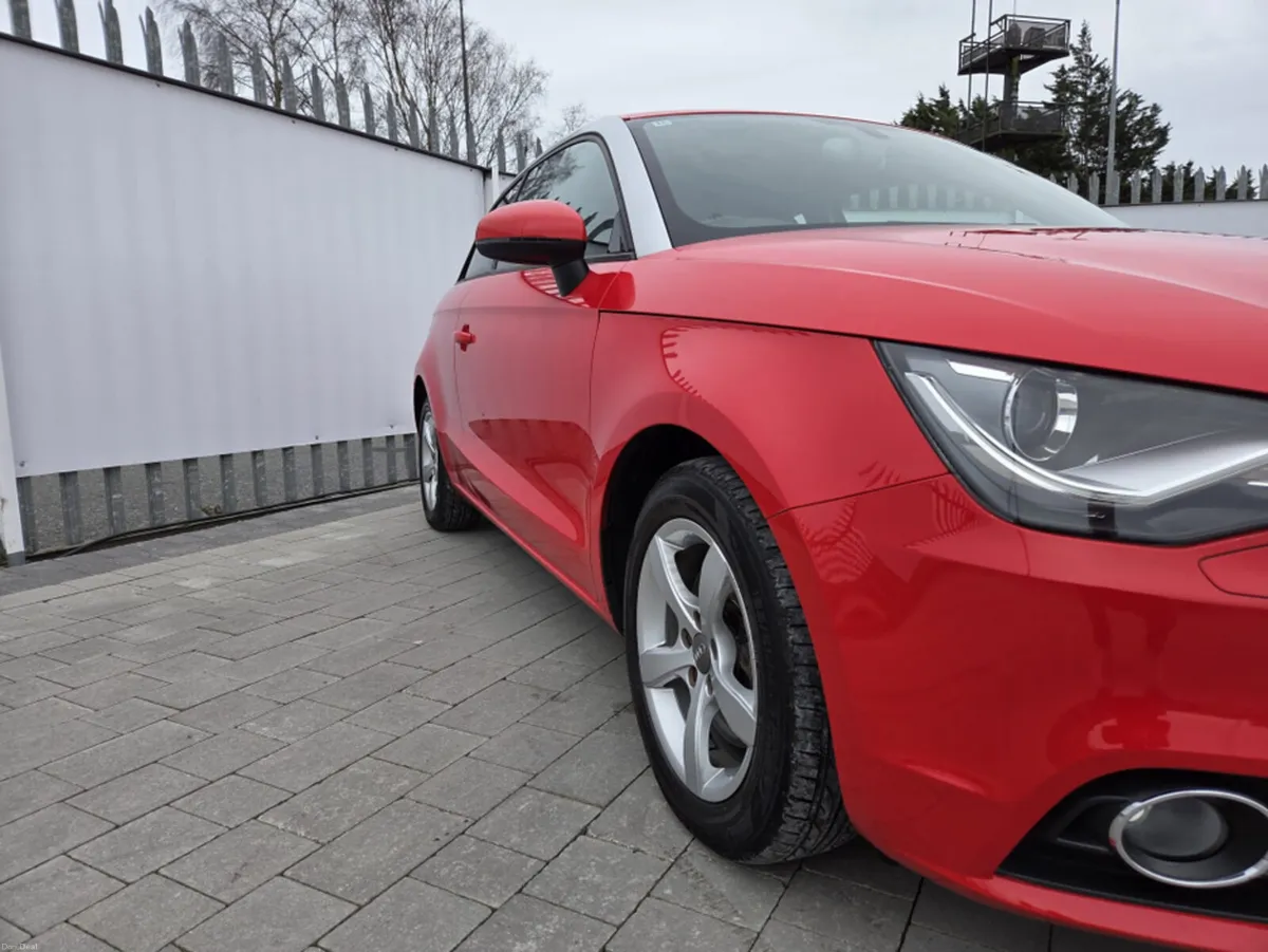 Audi A1 1.4 PETROL AUTO - Image 2