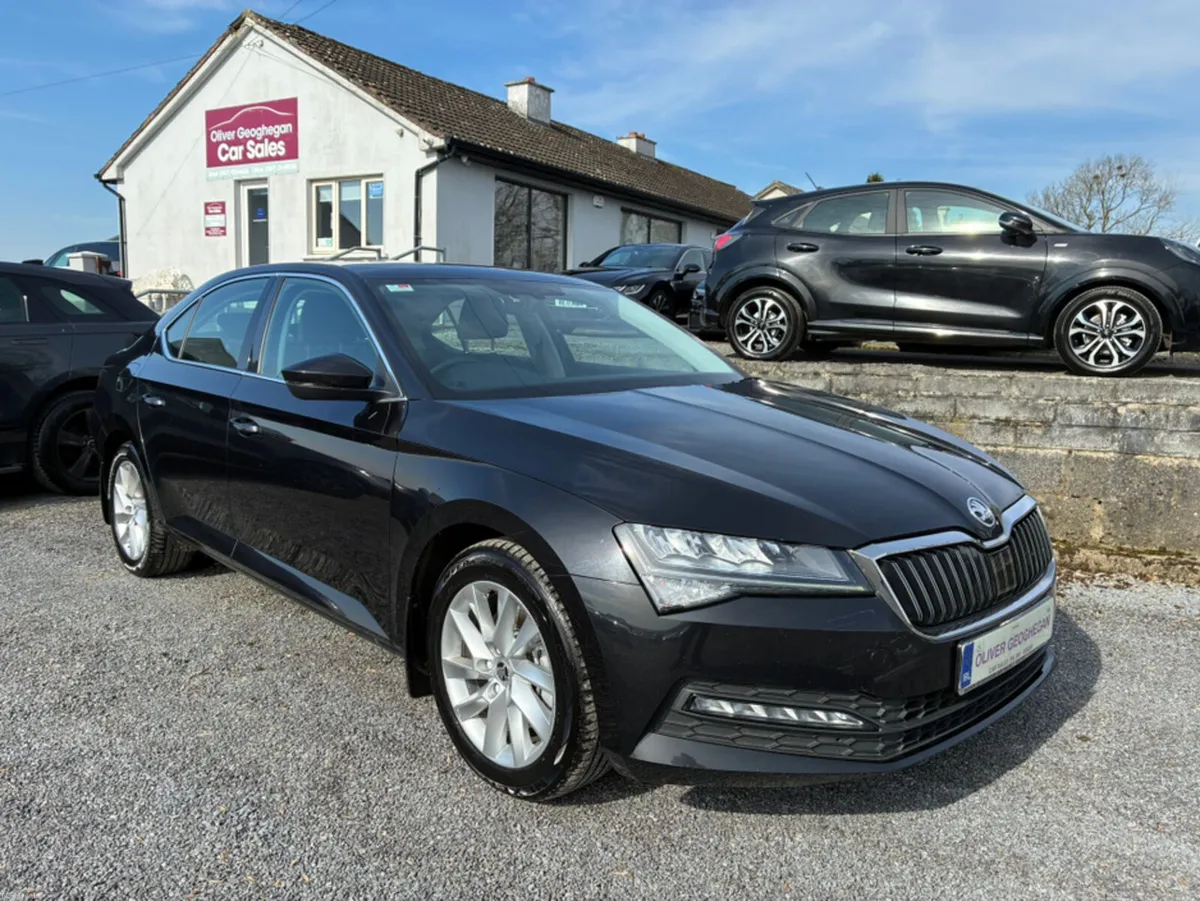 Skoda Superb AMBITION 2.0 TDI 150HP 5DR - Image 1