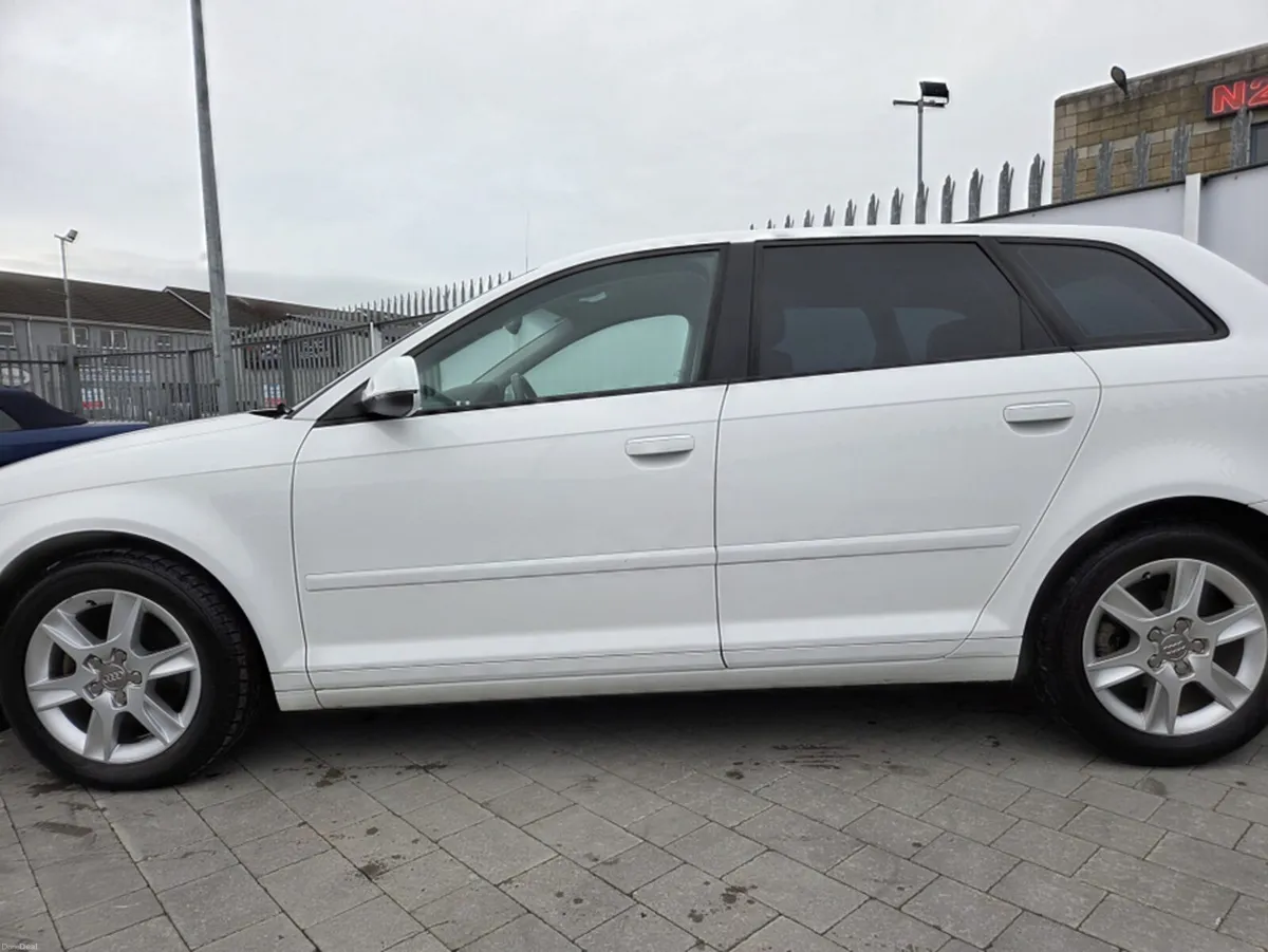 Audi A3 1.4 PETROL AUTO - Image 5