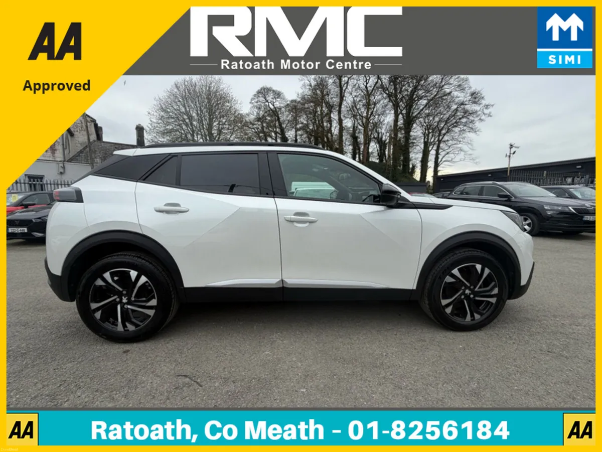 Peugeot 2008 1.2i ALLURE - Image 4