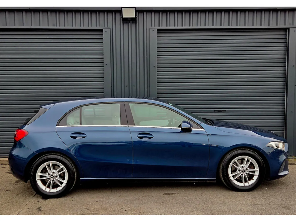 Mercedes-Benz A-Class 160 5DR - Image 5
