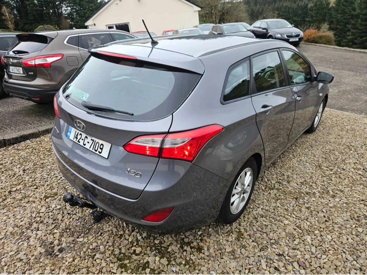 Hyundai i30 ACTIVE BLUE DRIVE 5DR - Image 4