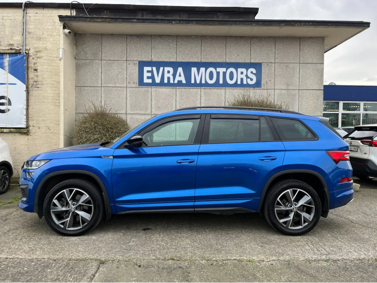 Skoda Kodiaq 7 SEATER SPORTLINE SPORT AUTOMATIC 2. - Image 6