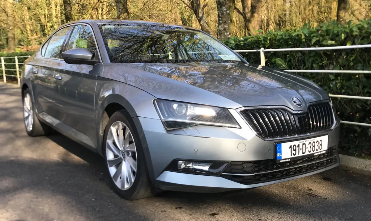Skoda Superb 2.0 TDI 190bhp DSG Style - Image 5
