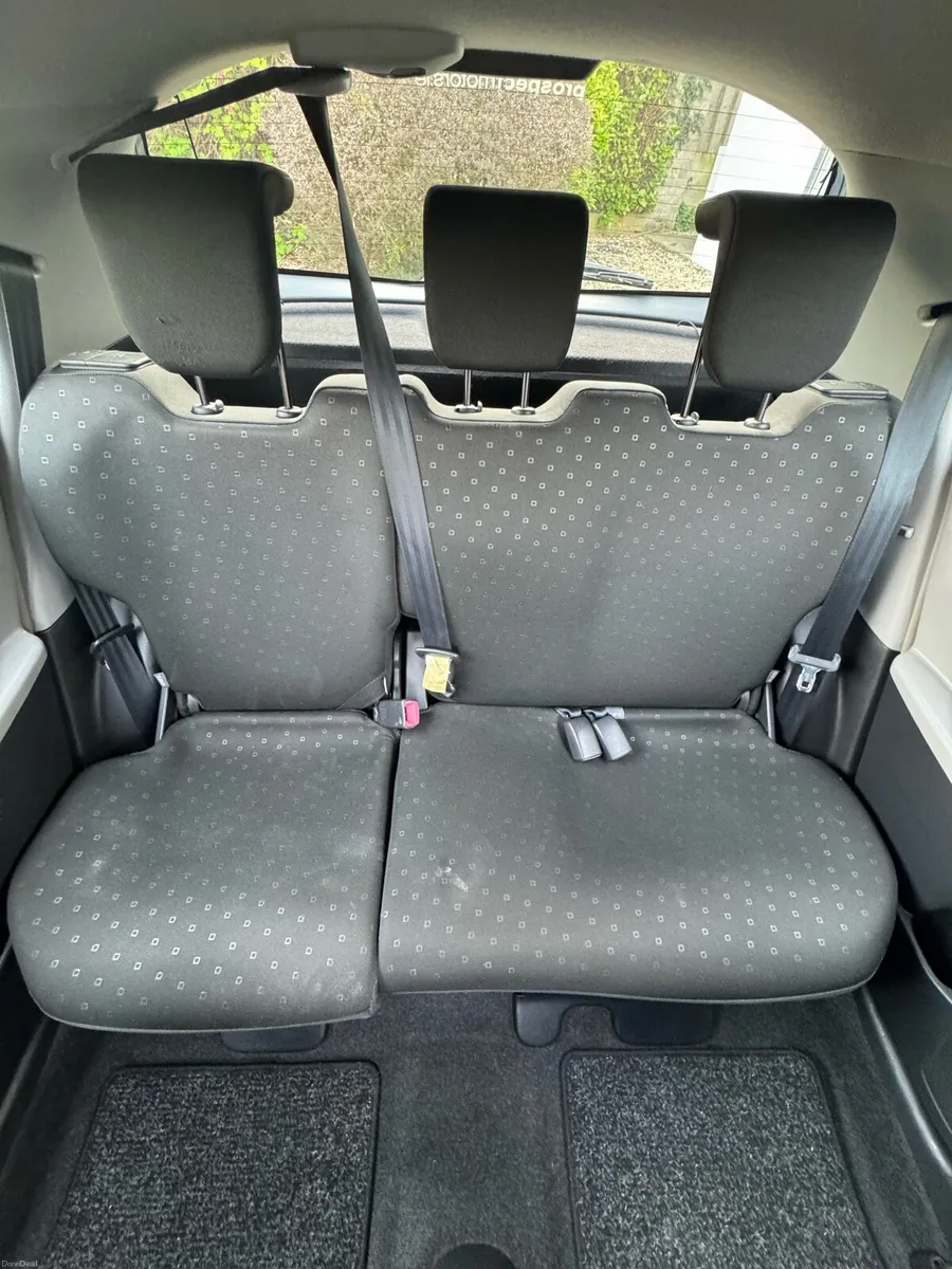 Toyota Yaris - Image 4