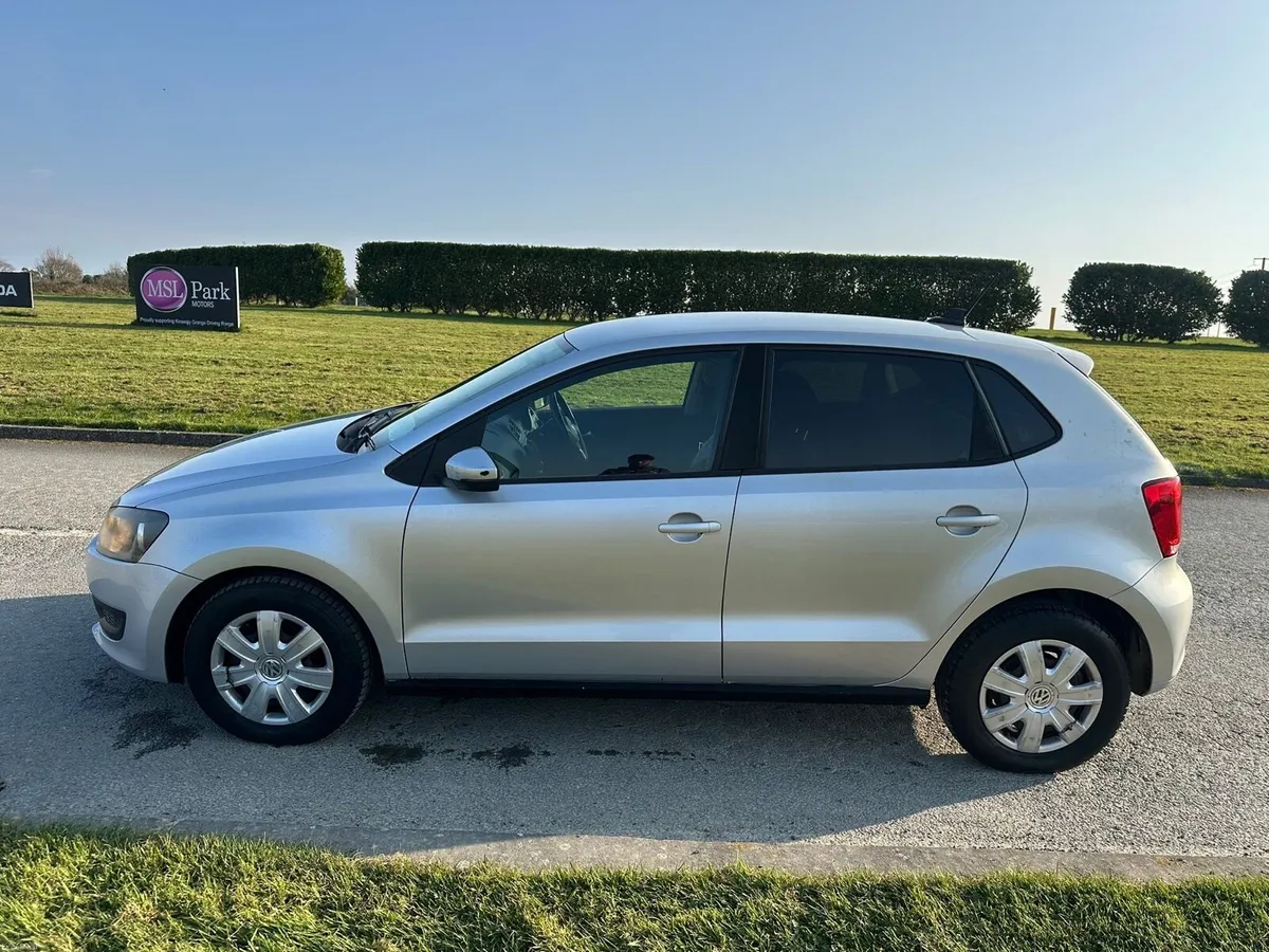 Volkswagen Polo 2011 123 Kmh - Image 4