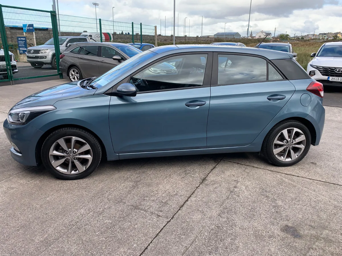 Hyundai i20 2018 - Image 3