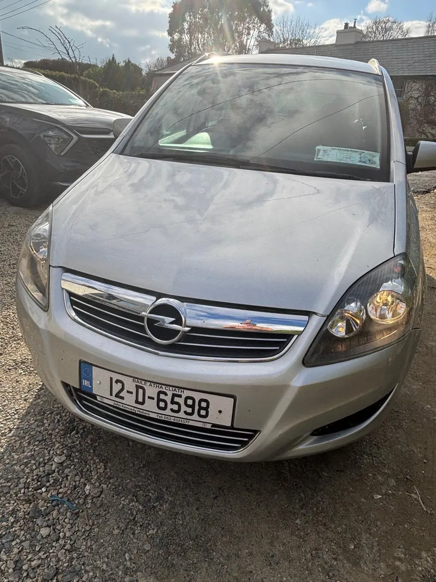 Opel Zafira - Image 1
