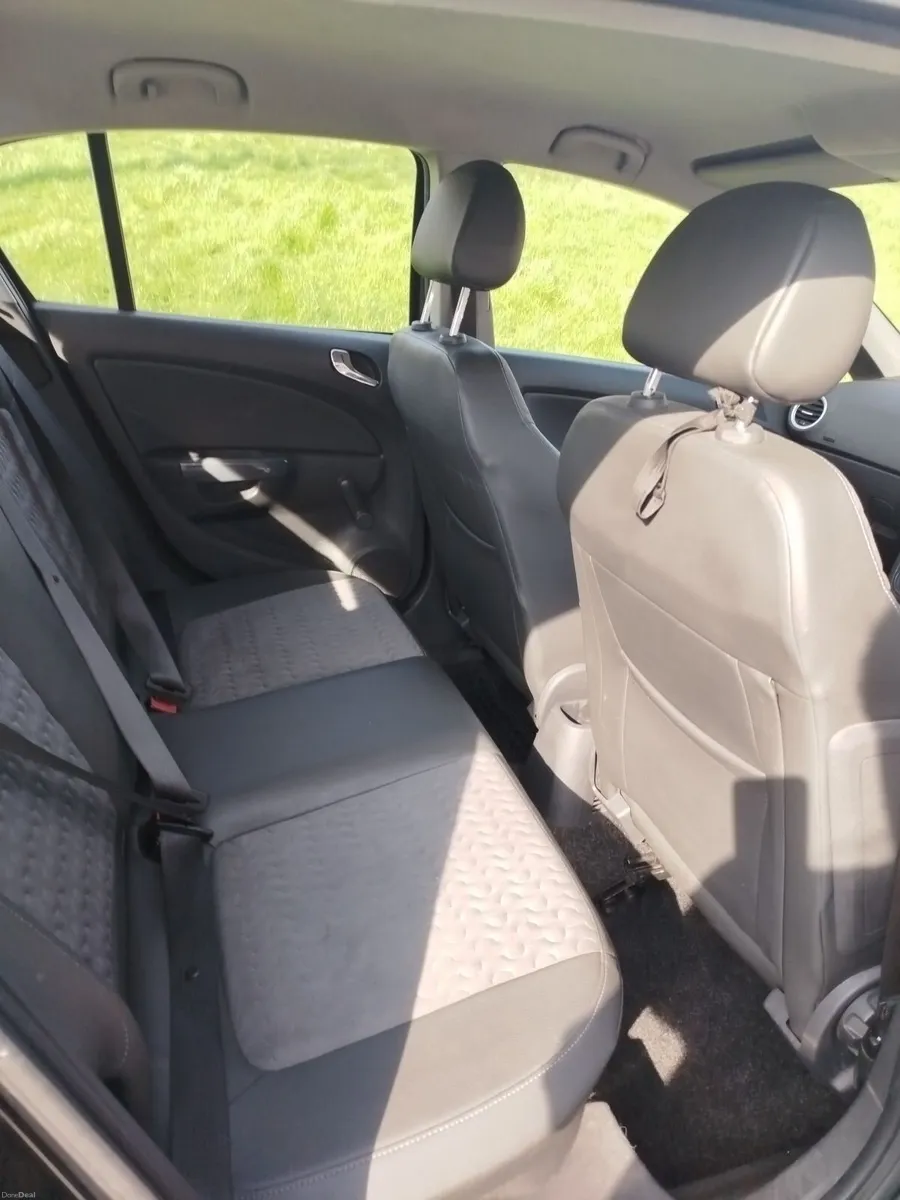 Vauxhall Corsa 2012 - Image 2