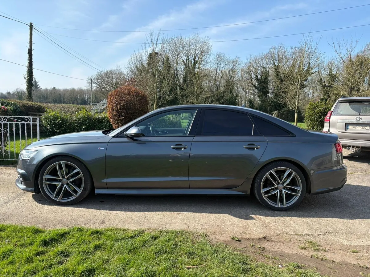 2017 Audi A6 S-line Black Edition - Image 4