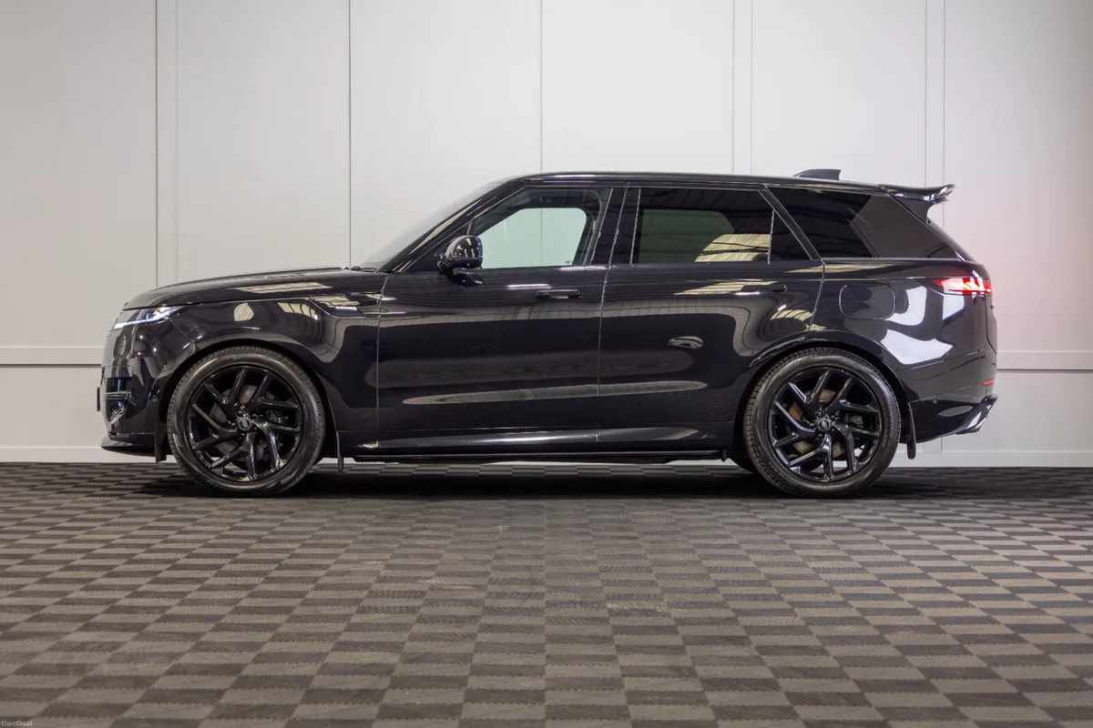 222 Range Rover Sport P440e Dynamic SE - Image 3