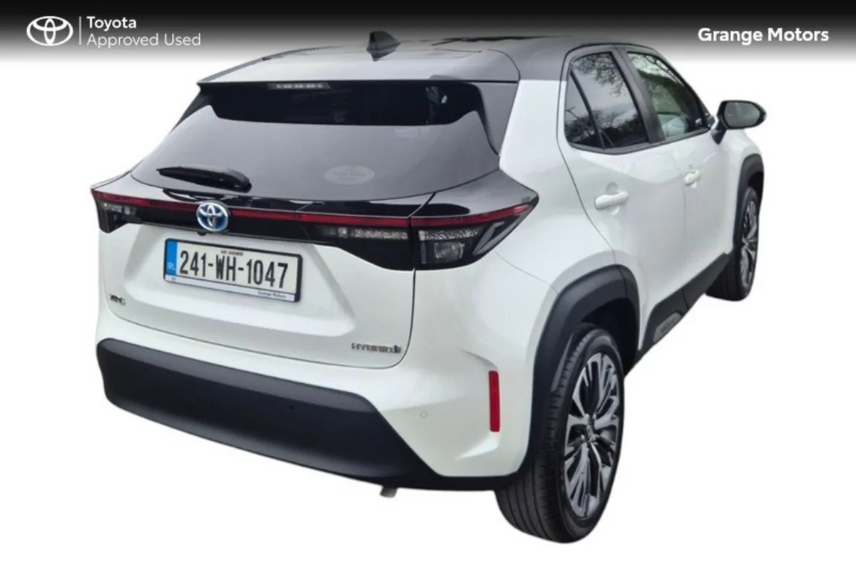 Toyota Yaris Cross 1.5 HYBIRD SOL BI-TONE - Image 2