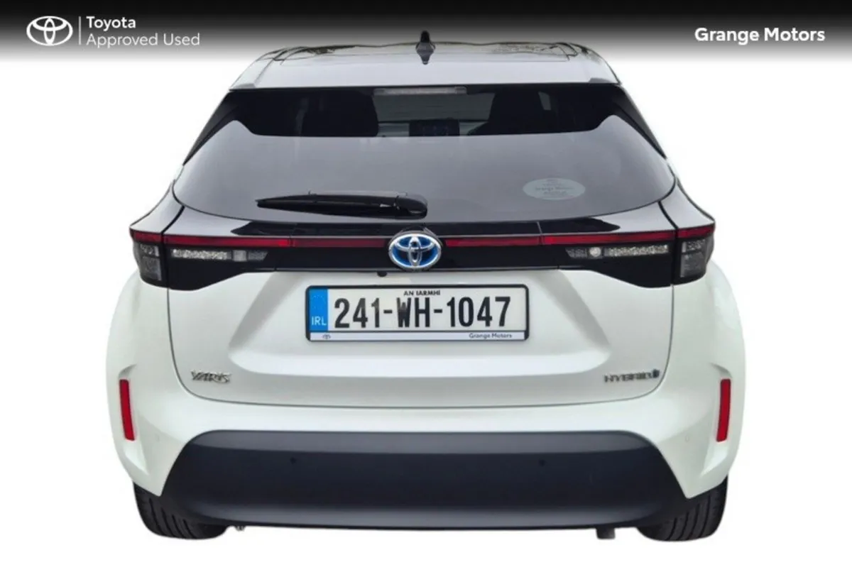 Toyota Yaris Cross 1.5 HYBIRD SOL BI-TONE - Image 4