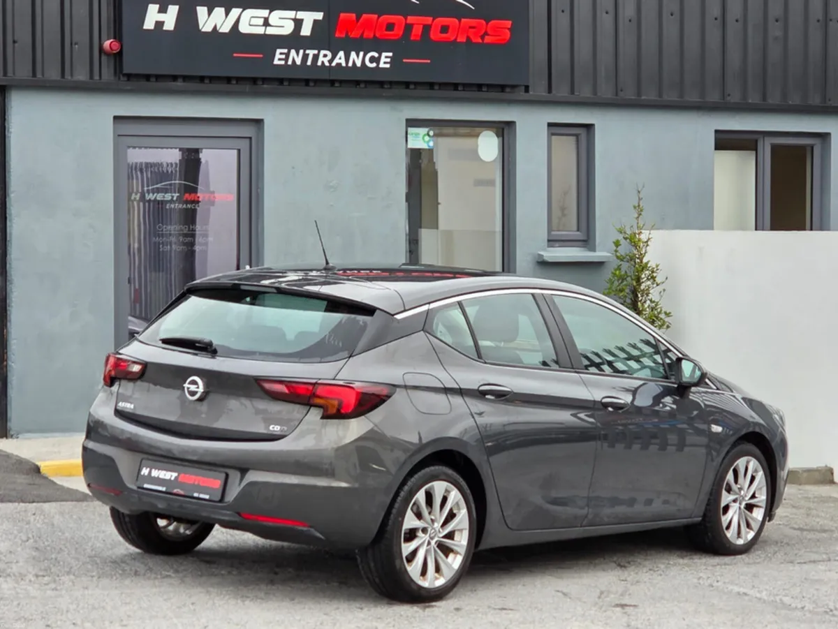 Opel Astra SC 1.6 CDTI 110PS 5DR - Image 3