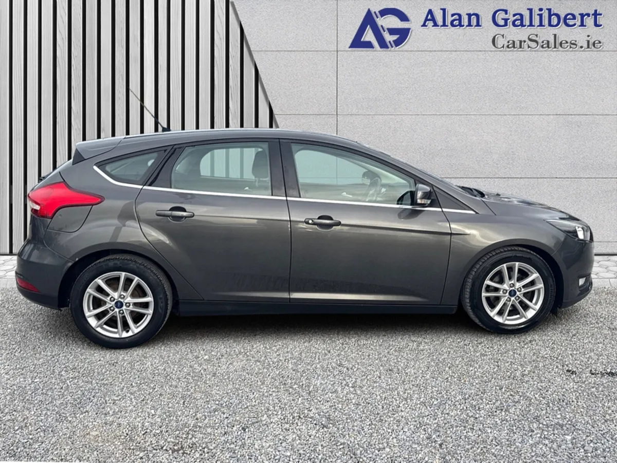 Ford Focus 1.5 TDCI ZETEC - Image 3