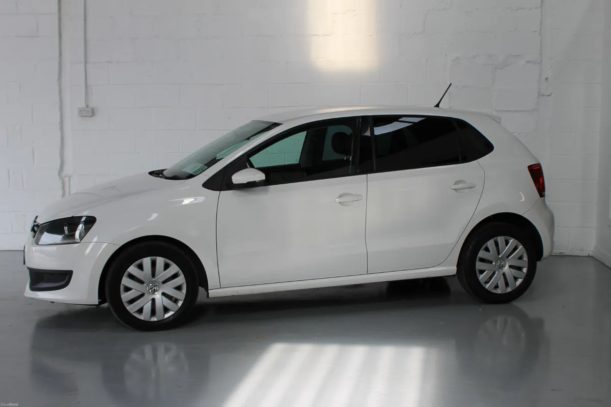 Volkswagen Polo 2012, Automatic 5dr - Image 4