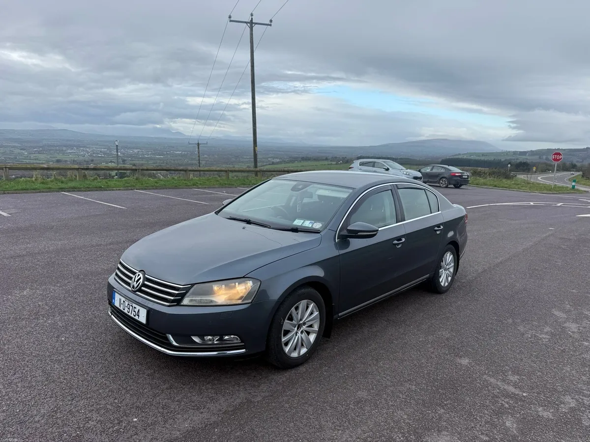 Volkswagon Passat 2.0L automatic highline - Image 1