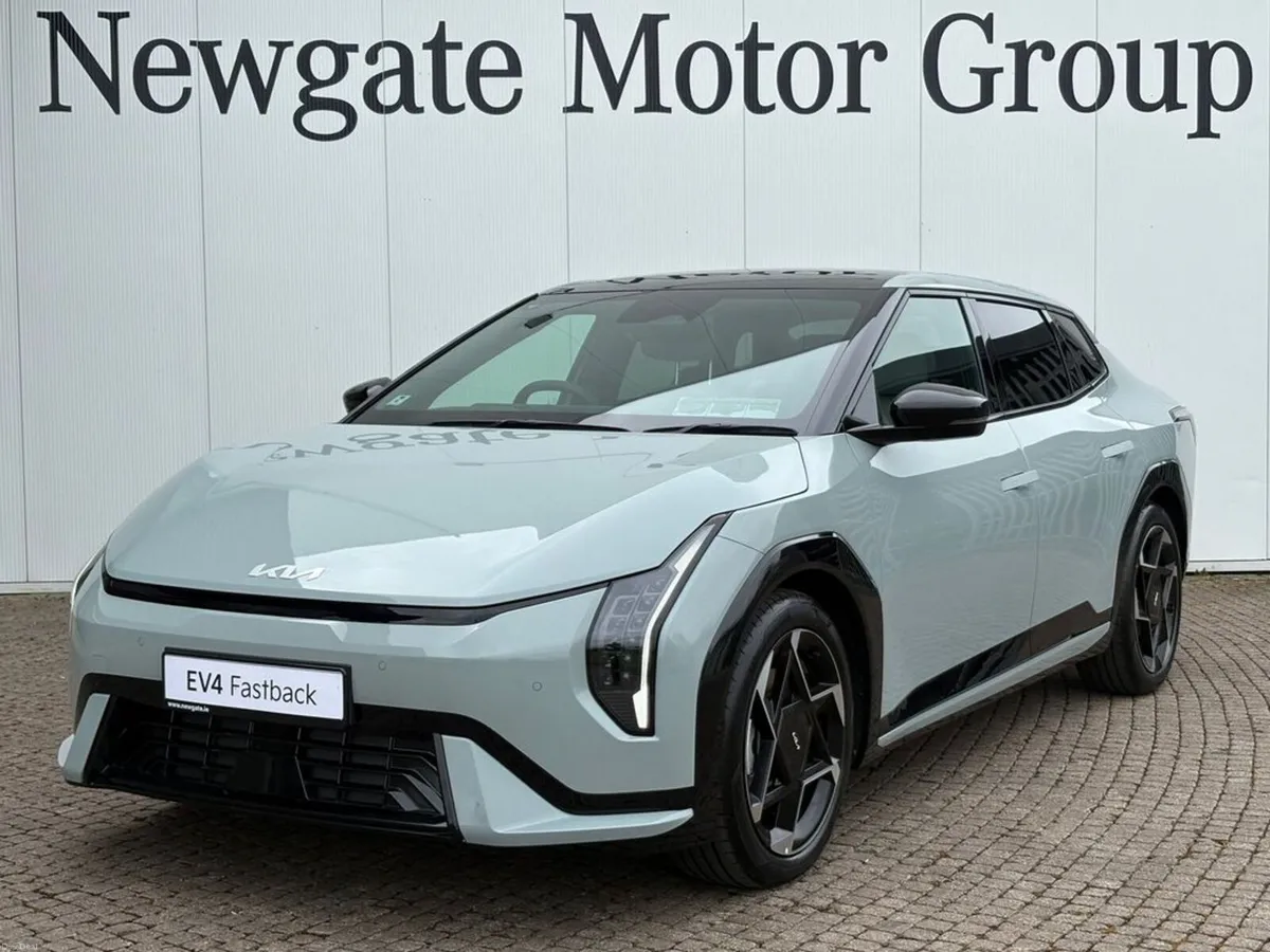 Kia EV4 FAST BACK - Image 1
