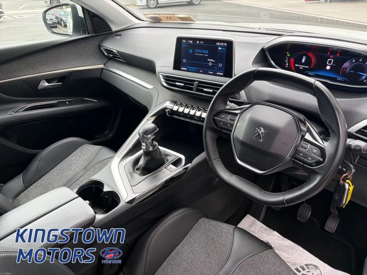 Peugeot 3008 Allure 1.2 130 6.2 4DR - Image 6