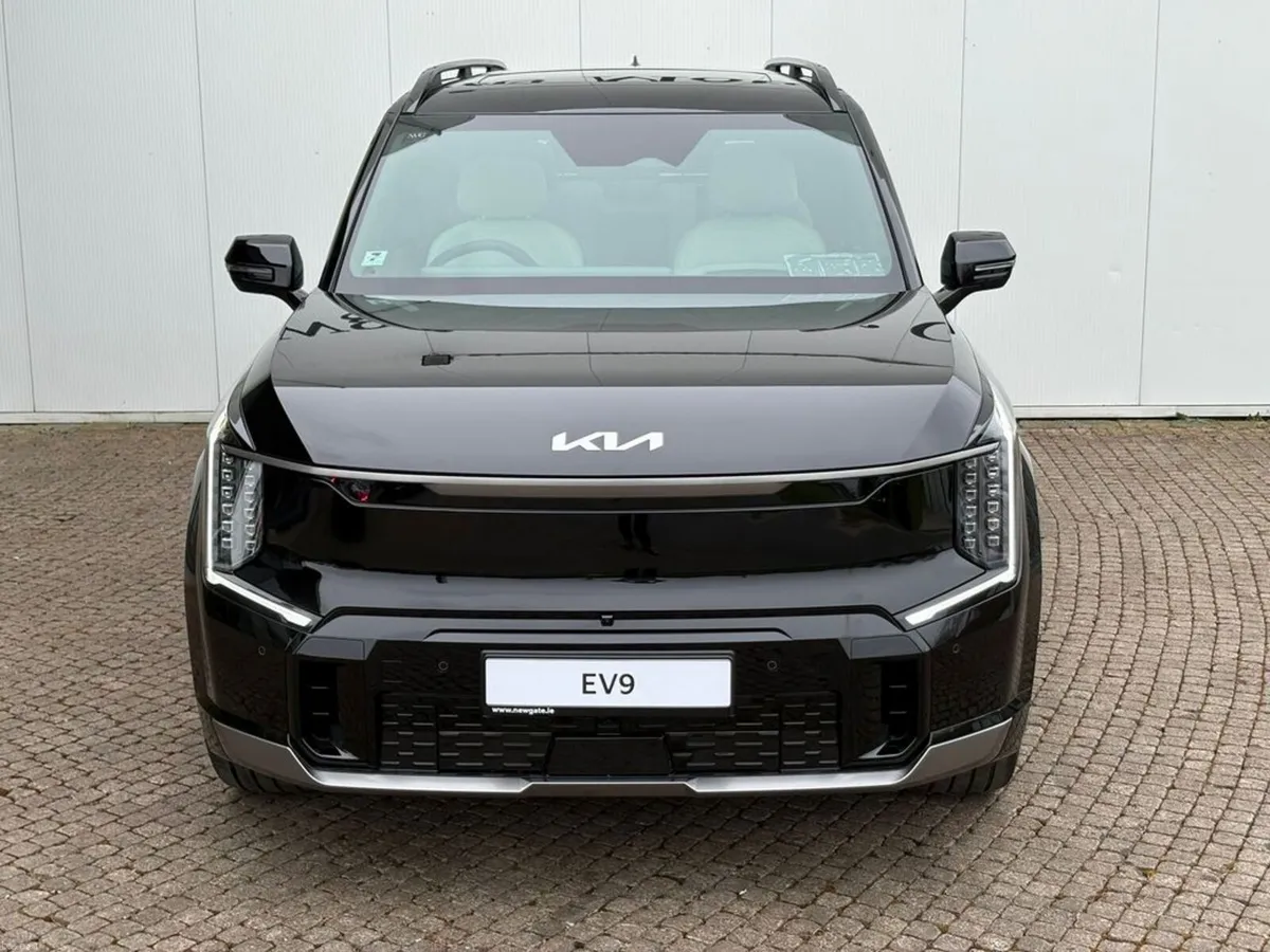 Kia EV9 GT Line 6 Seat - Image 2