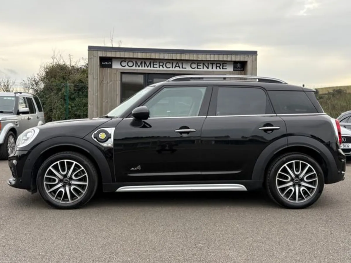 Mini Cooper Countryman ALL4 - HUGE SPEC - Image 4