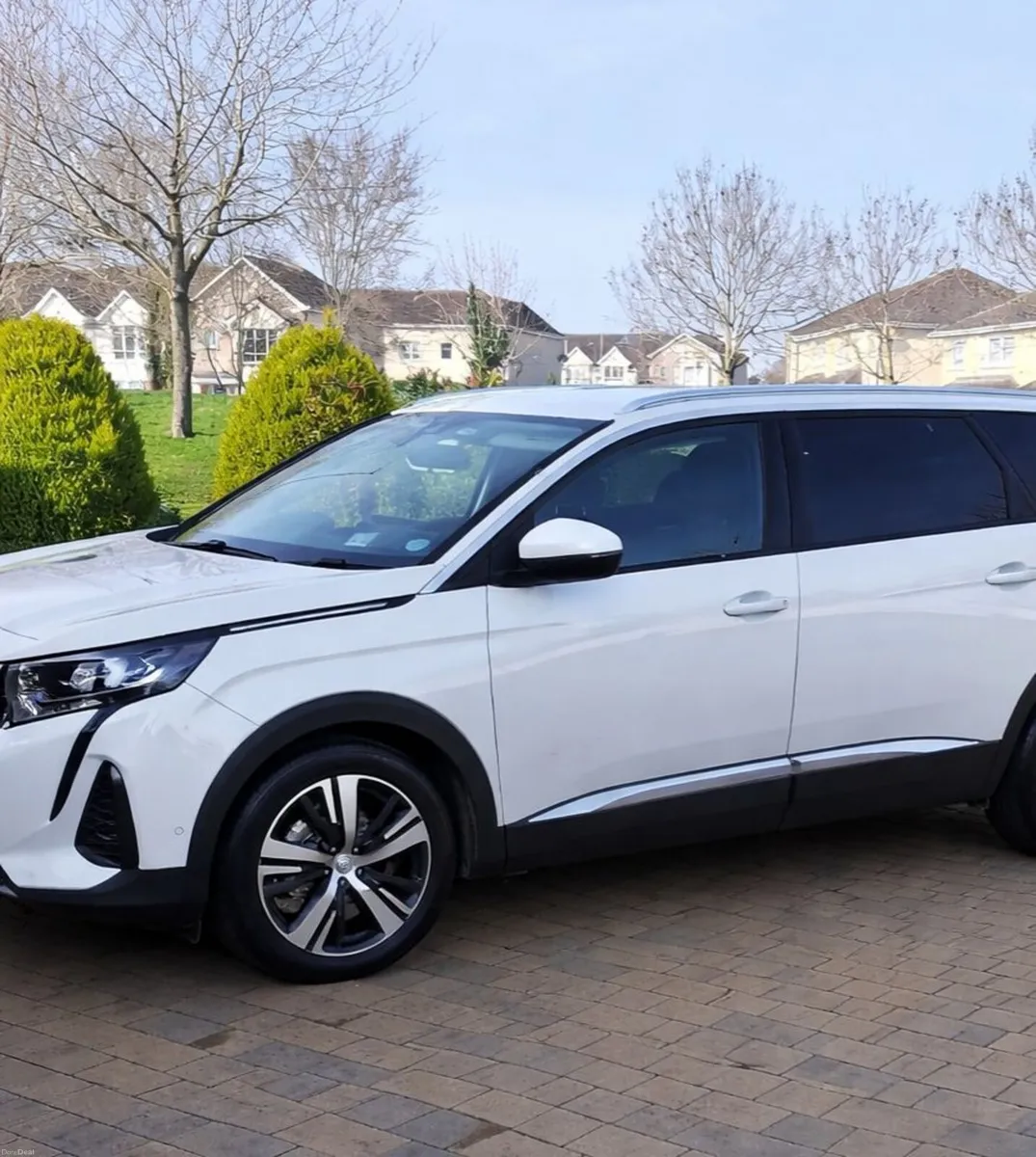 Peugeot 5008 2021 Automatic - Image 1
