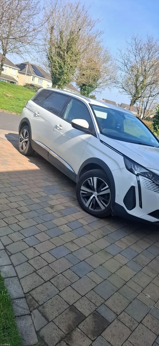 Peugeot 5008 2021 Automatic - Image 4