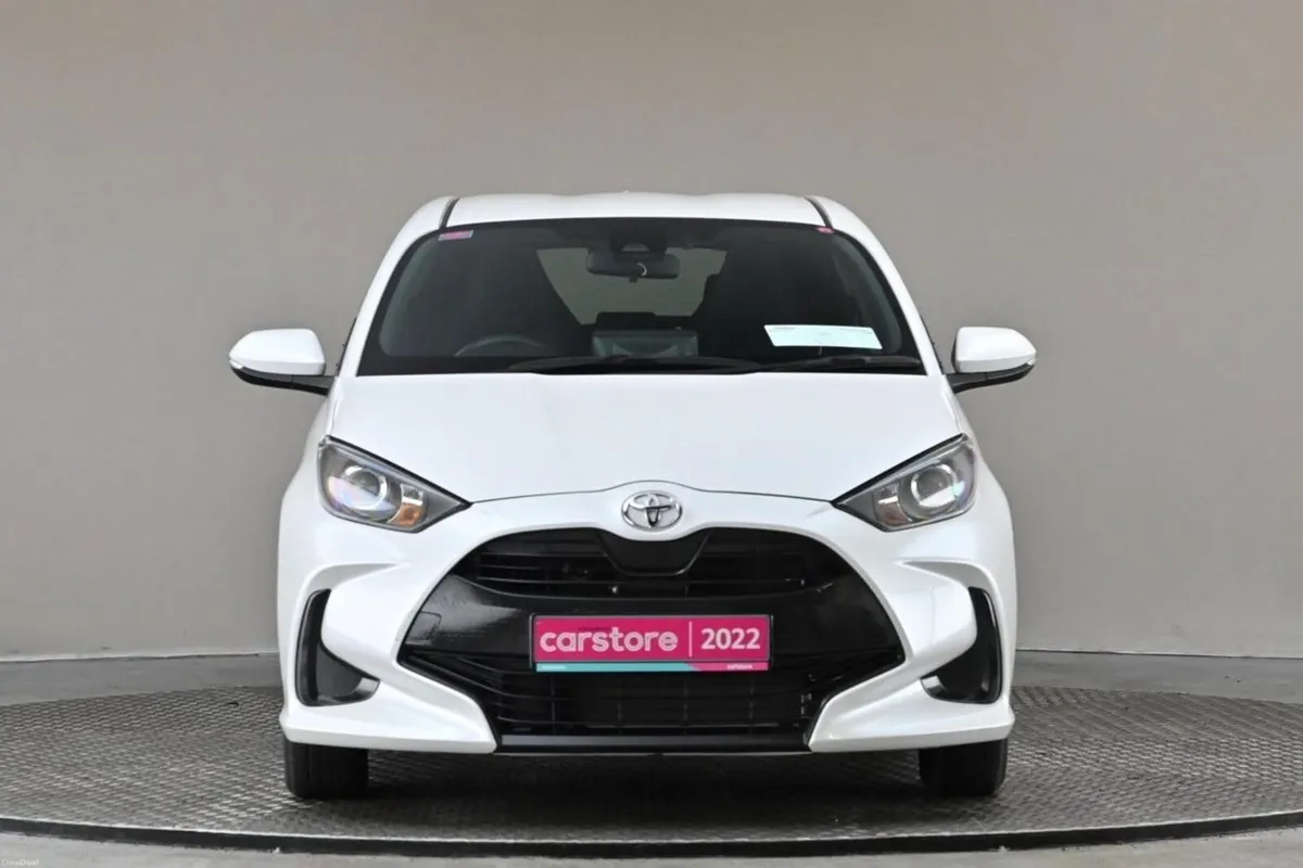 Toyota Yaris 1.0 AUTO PETROL **LOW KMS**9"ANDROID - Image 2