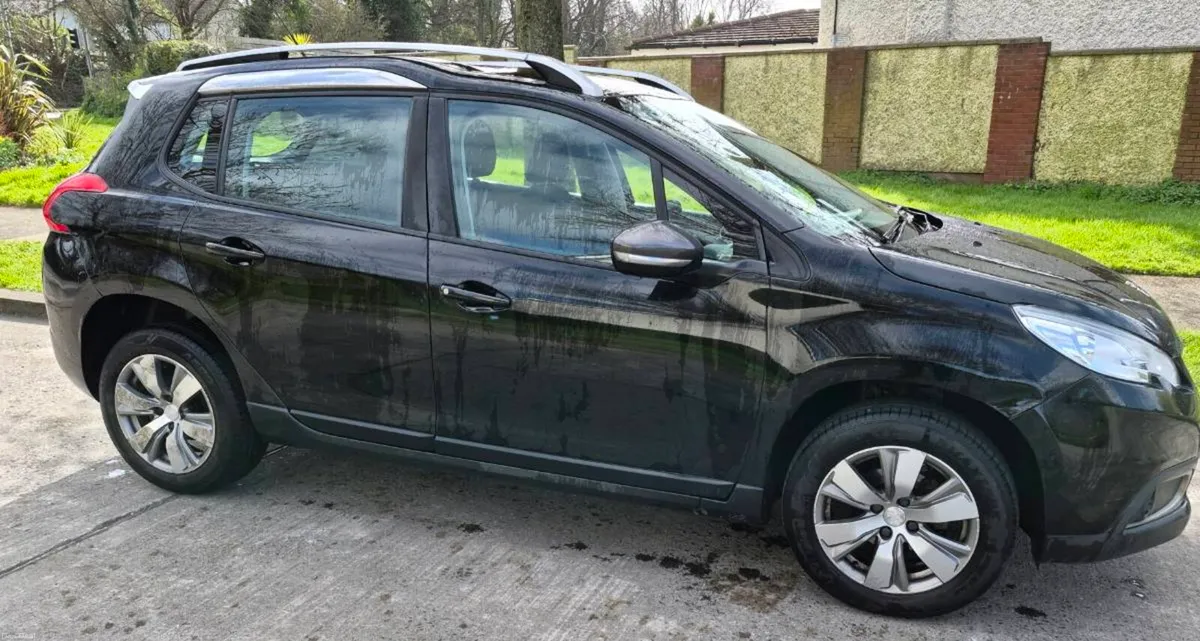 PEUGEOT 2008 Hatchback Family Car - Image 3