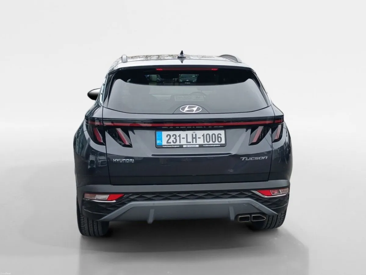 Hyundai Tucson 2WD Executive Plus - Image 3