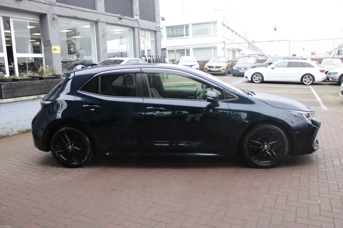 2020 TOYOTA COROLLA SPORT 5DR HATCHBACK AUTO - Image 3