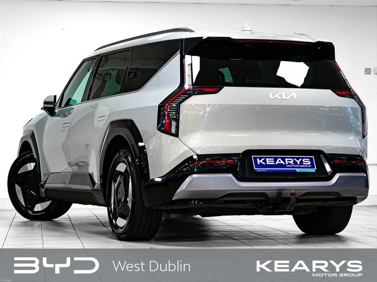 Kia EV9 Earth RWD - Image 3