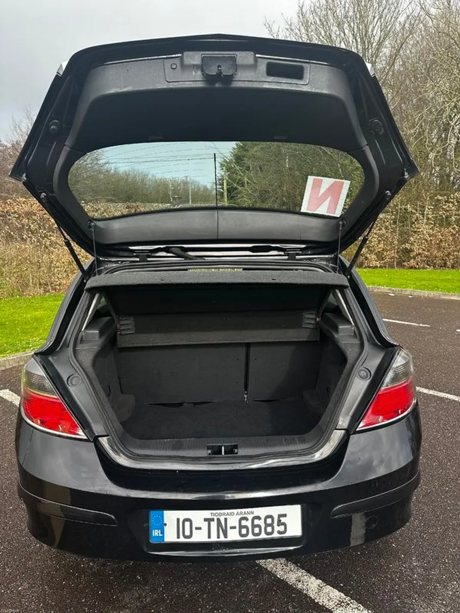 2010 Vauxhall Astra - Image 5