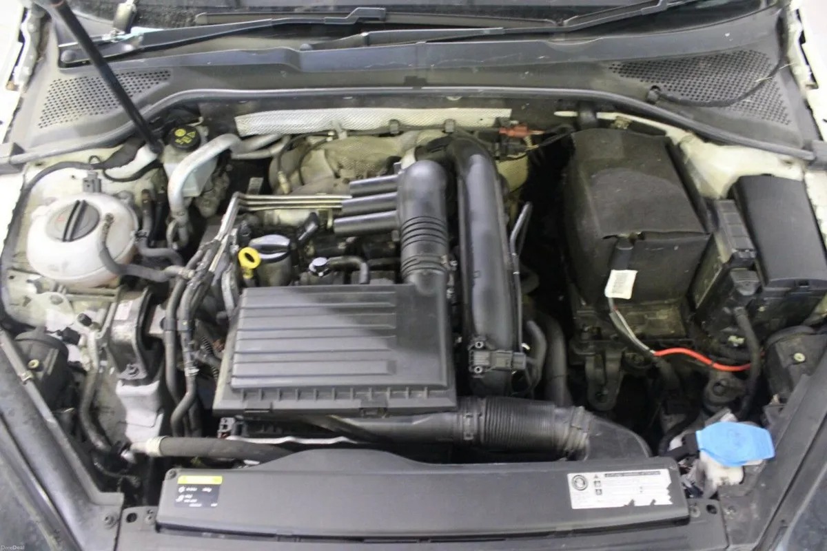 Volkswagen Golf 1.2 TSI 105BHP HIGHLINE - TENDER 1 - Image 4