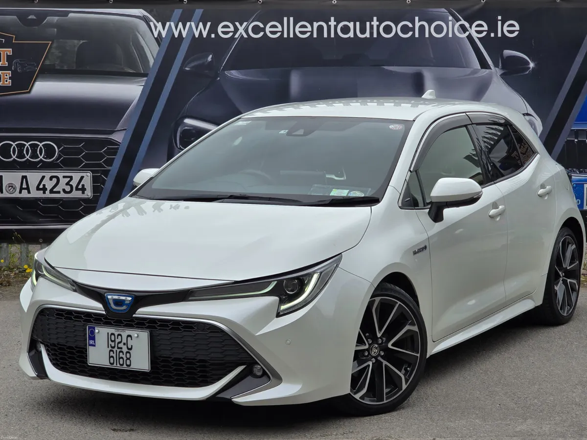 Toyota Corolla 2019 SPORT-MODEL HIGH SPEC.LOW KM! - Image 2