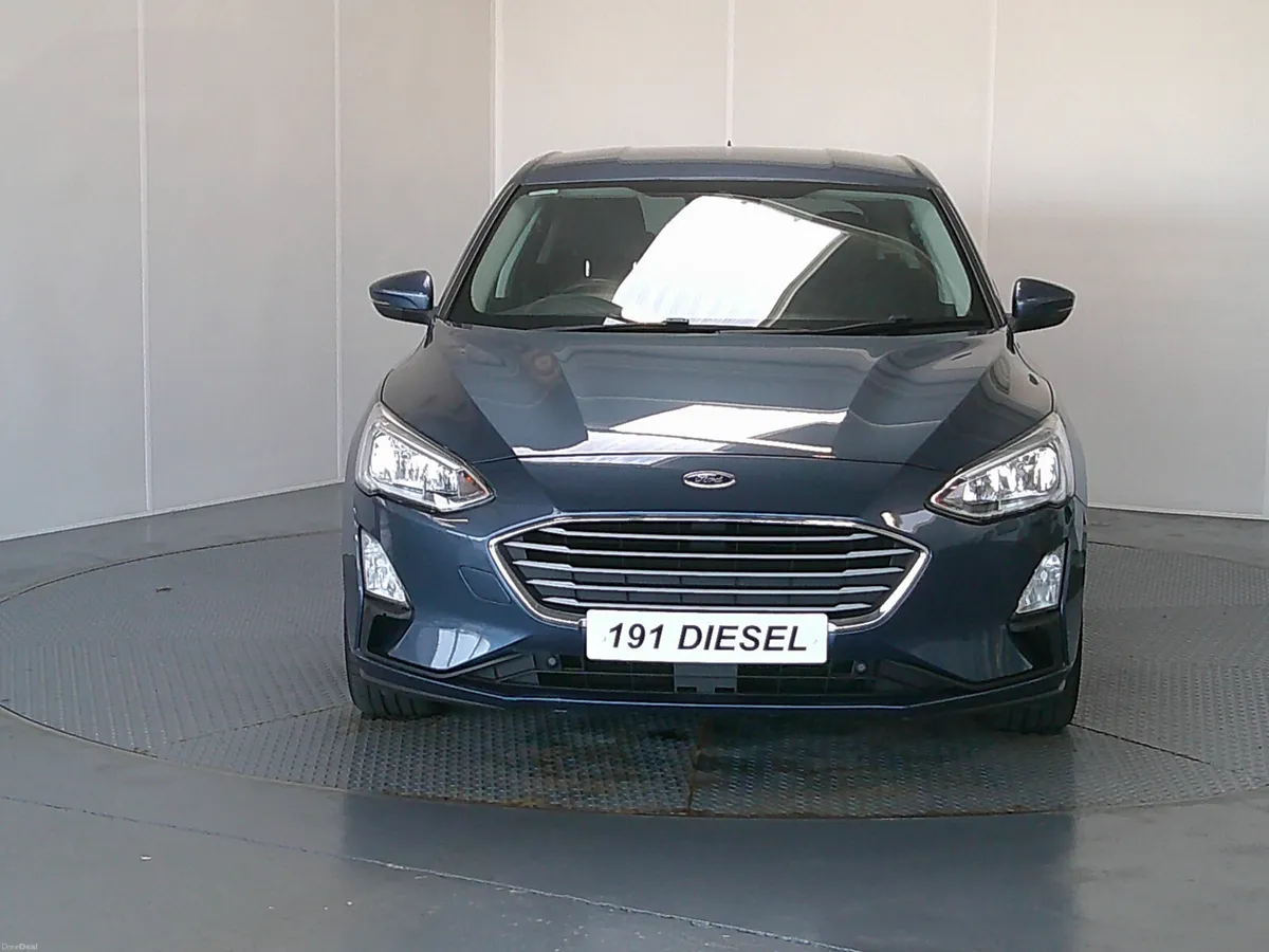 Ford Focus 2019 - Image 2