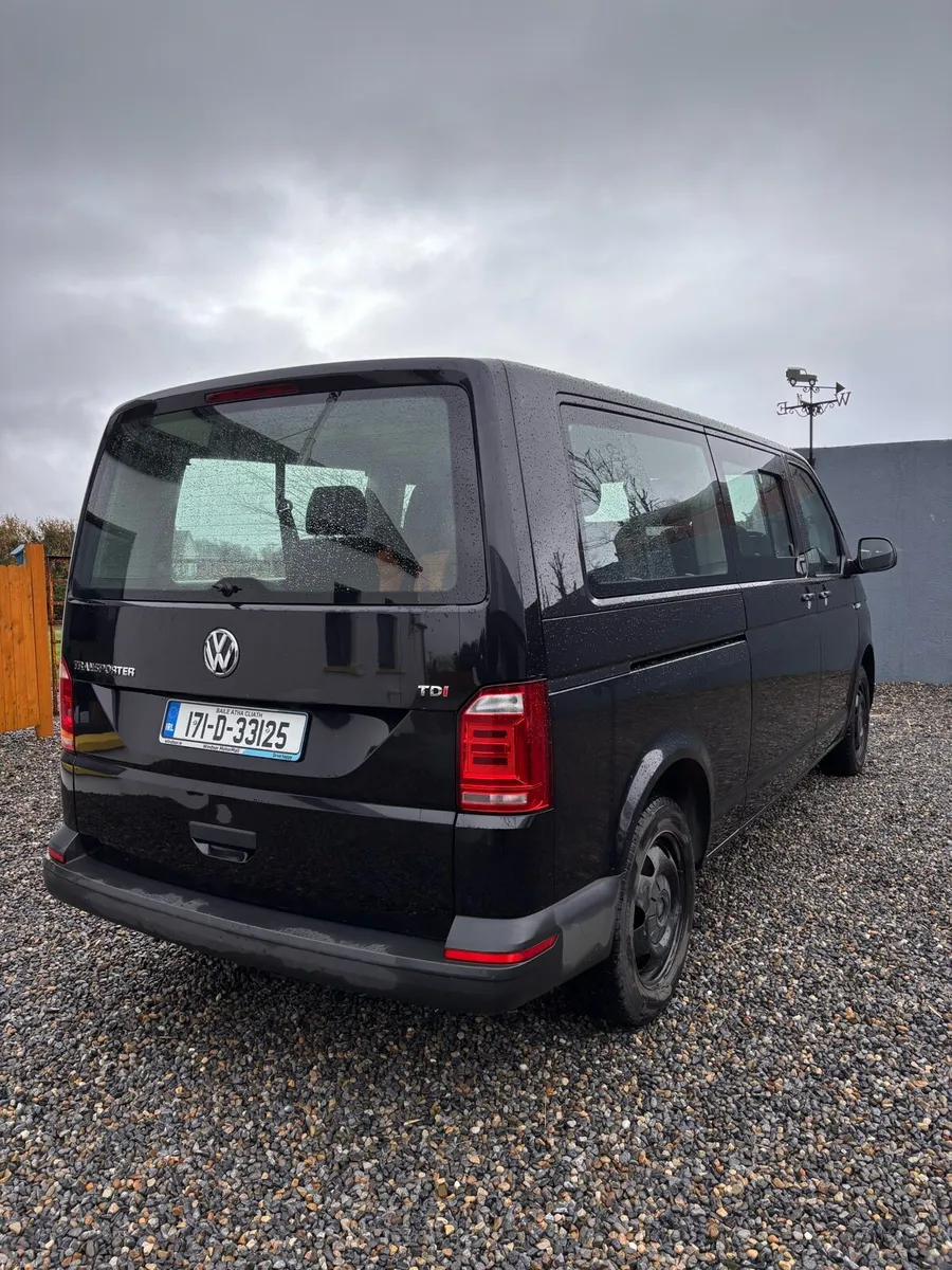 Volkswagen Transporter shuttle 9 seater LWB DSG - Image 3