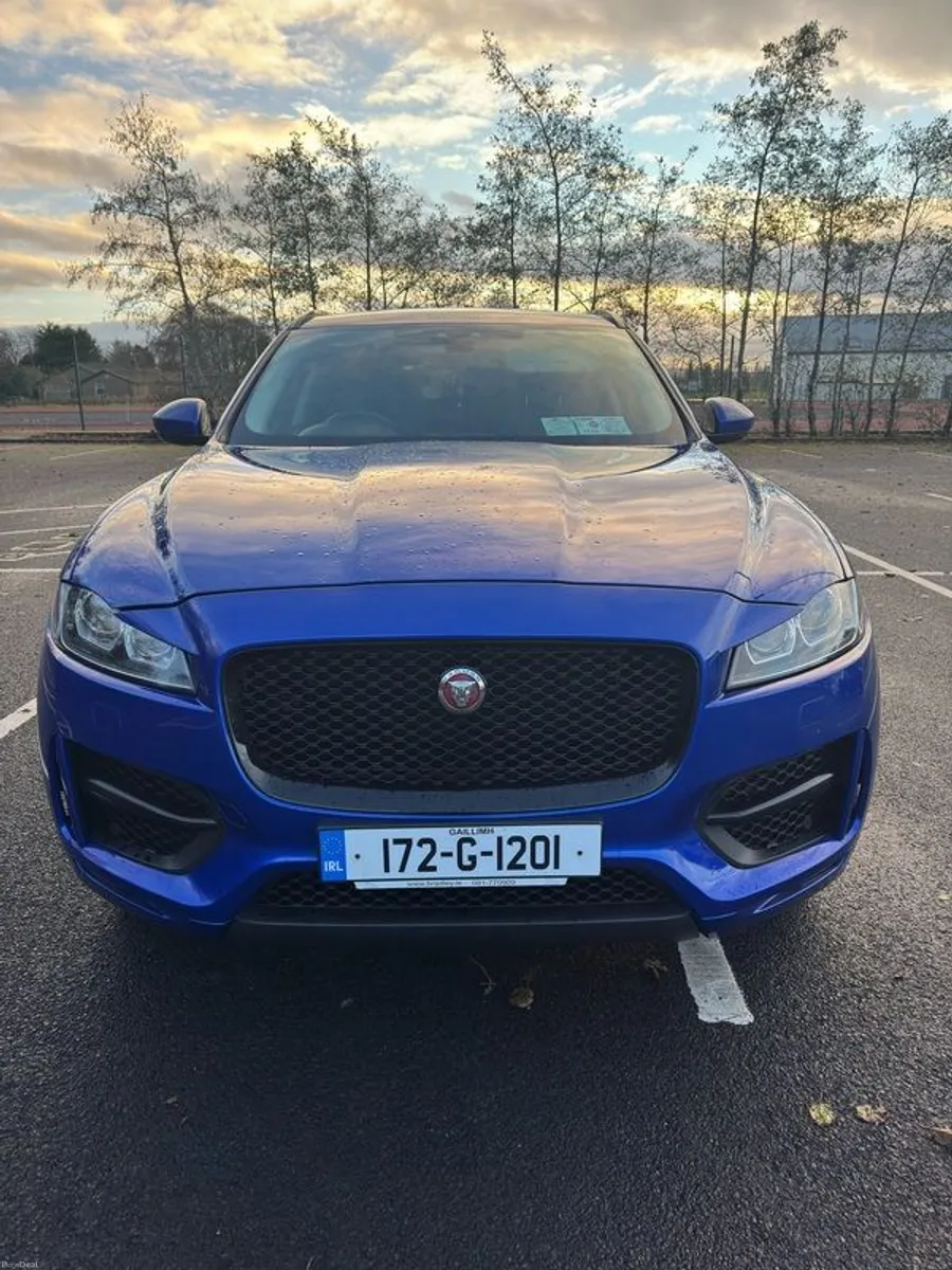 2017 Jaguar F-pace - Image 2