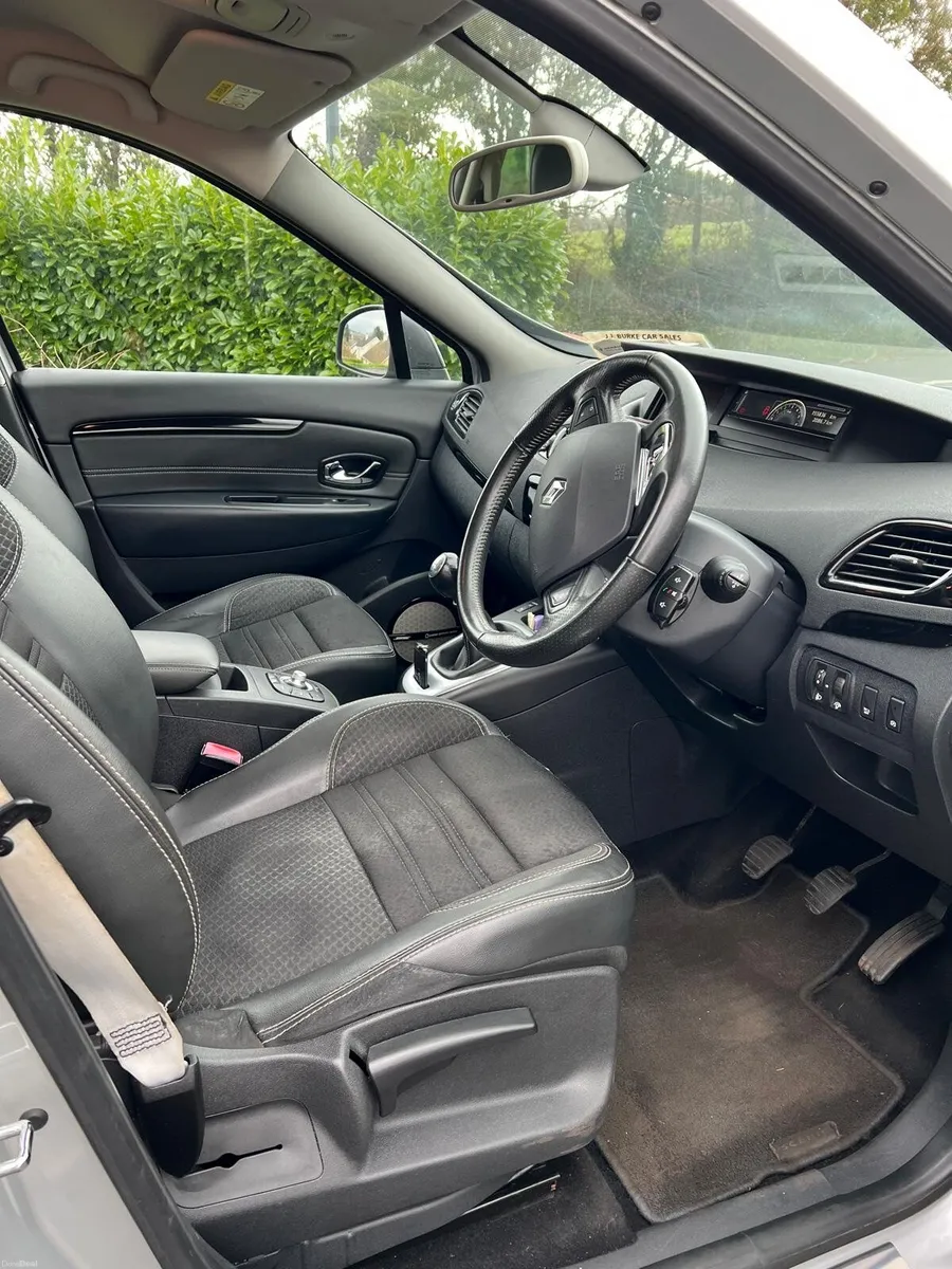 Renault Grand Megane Scenic 3 Bose 1.5 7Seats - Image 3